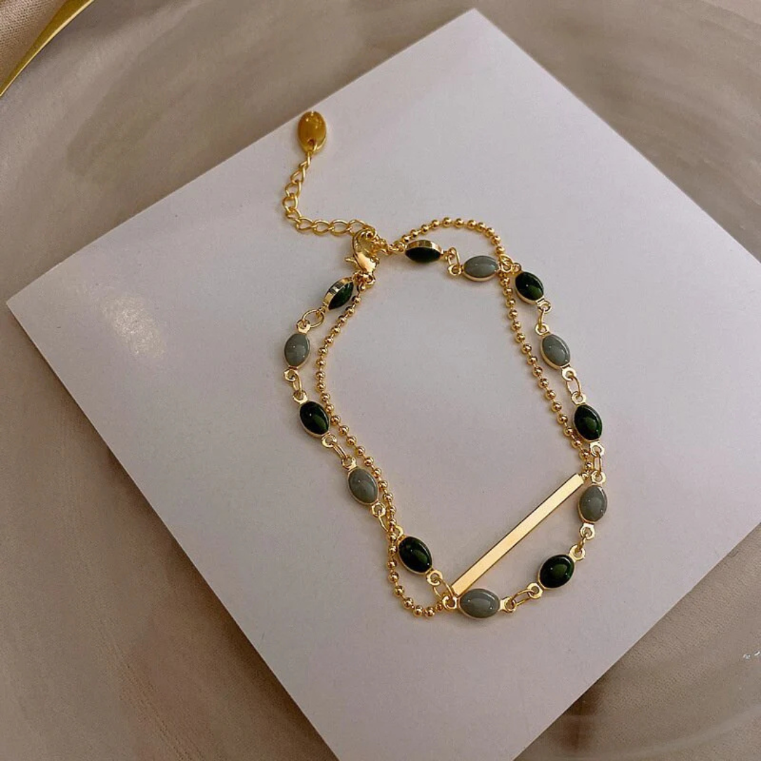 Le classique-Double Charm Bracelet