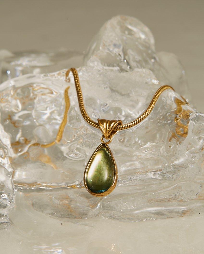 Goutte d'Or Necklace